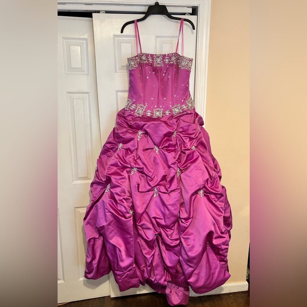 Fuschia prom/ sweet 16/ quincenera dress size 8